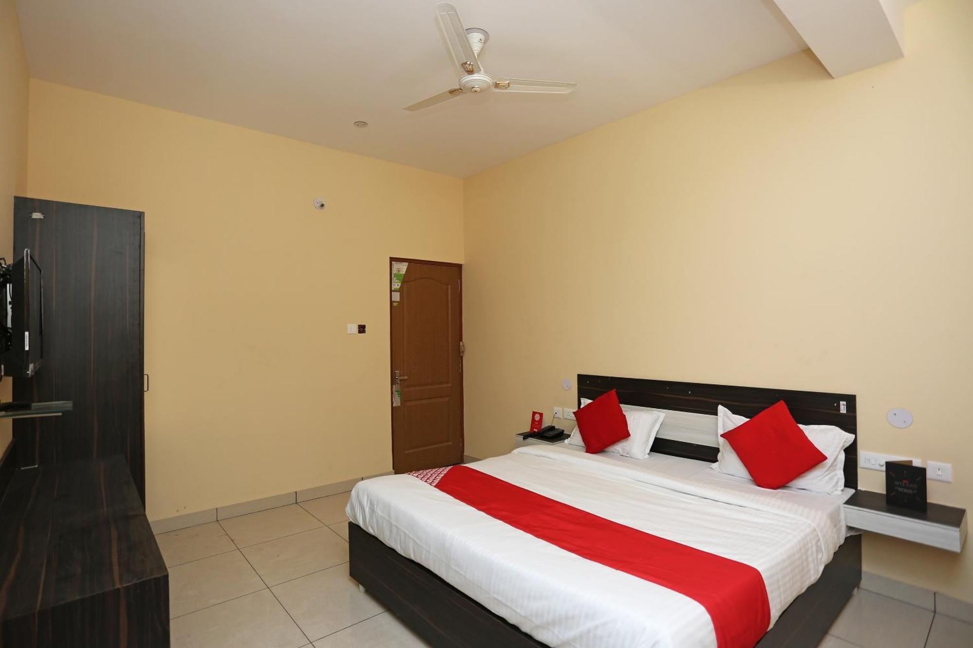 Hotel O Blue Bell Bhubaneswar Exterior foto